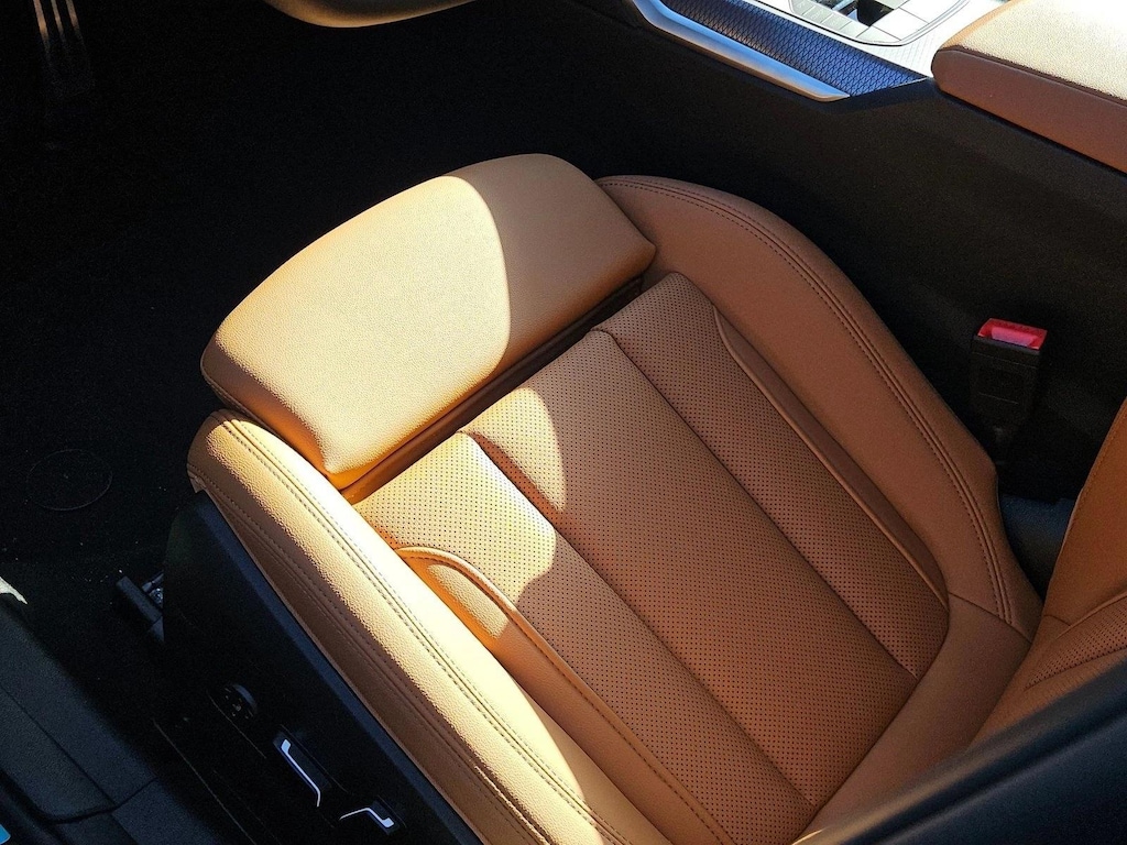 New 2026 BMW 330i Sedan