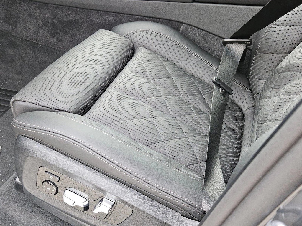 New 2026 BMW X5 xDrive40i SUV