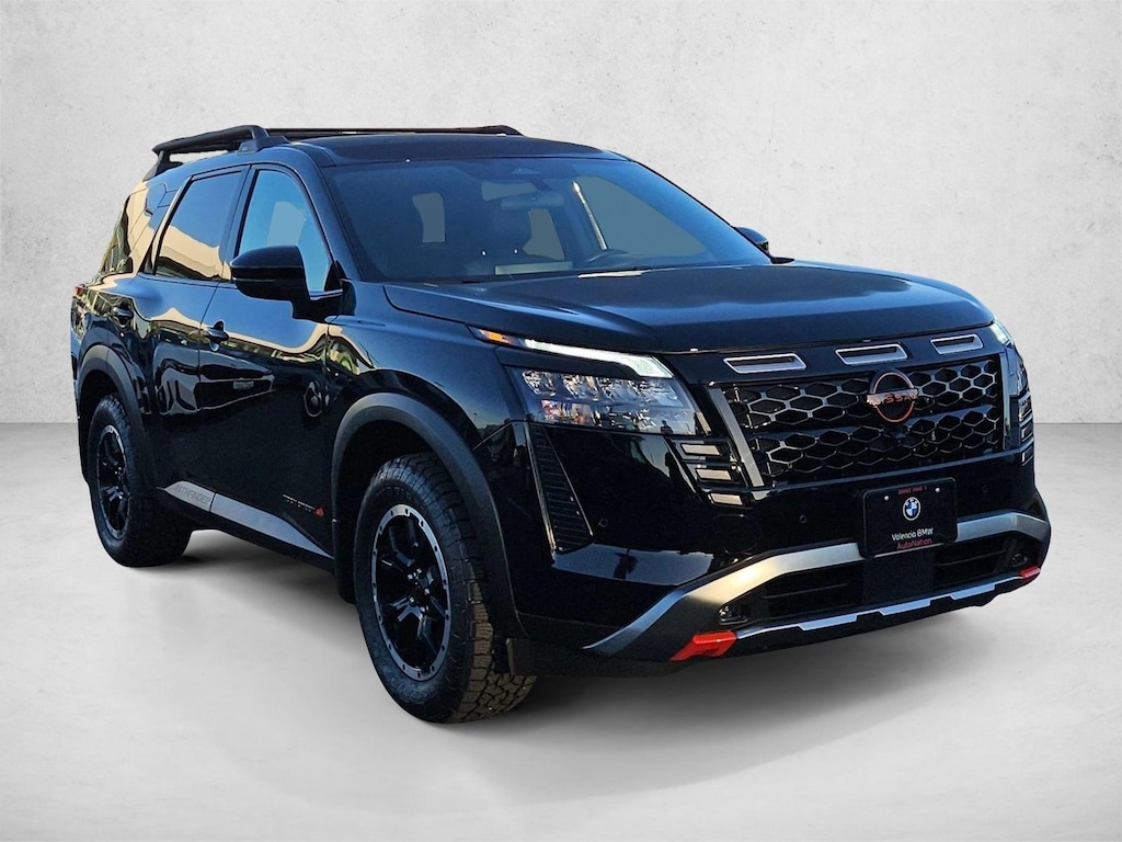 Used 2026 Nissan Pathfinder SUV