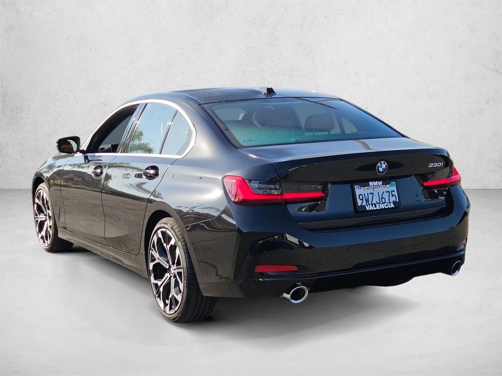 2026 BMW 3 Series 330i - Photo 8