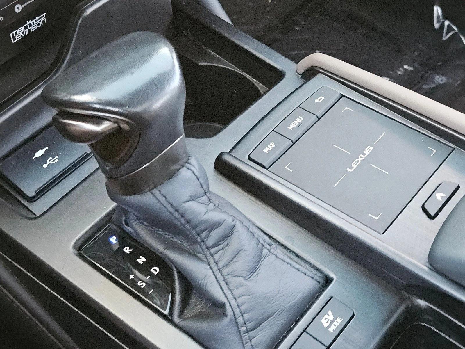 2022 Lexus ES Hybrid 300h Luxury - Photo 9