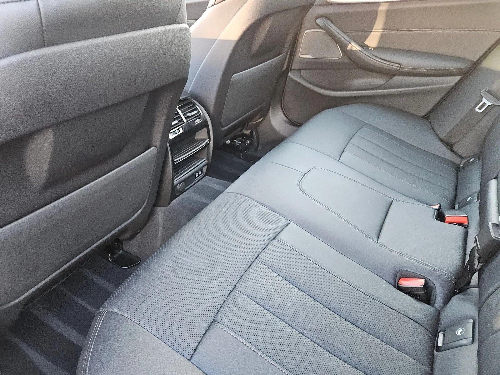 2023 BMW 5 Series 540i - Photo 20