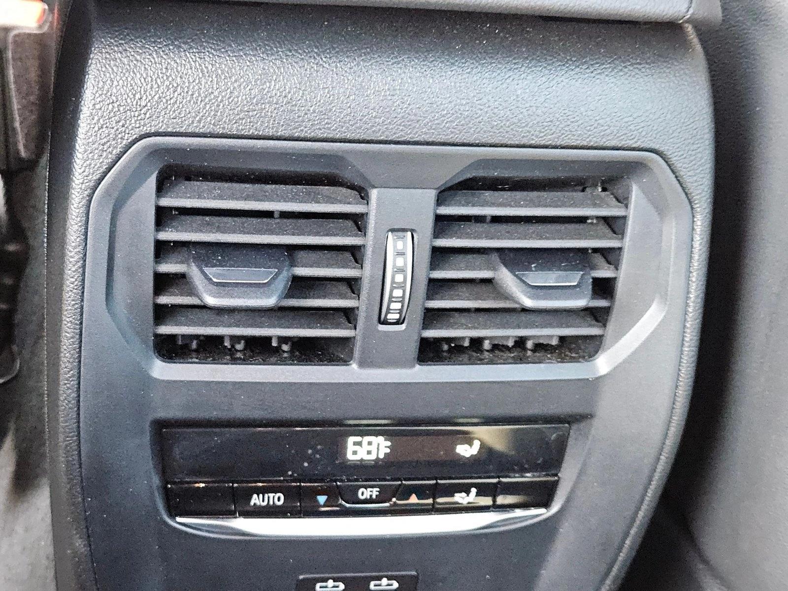 2026 BMW 3 Series 330i - Photo 18