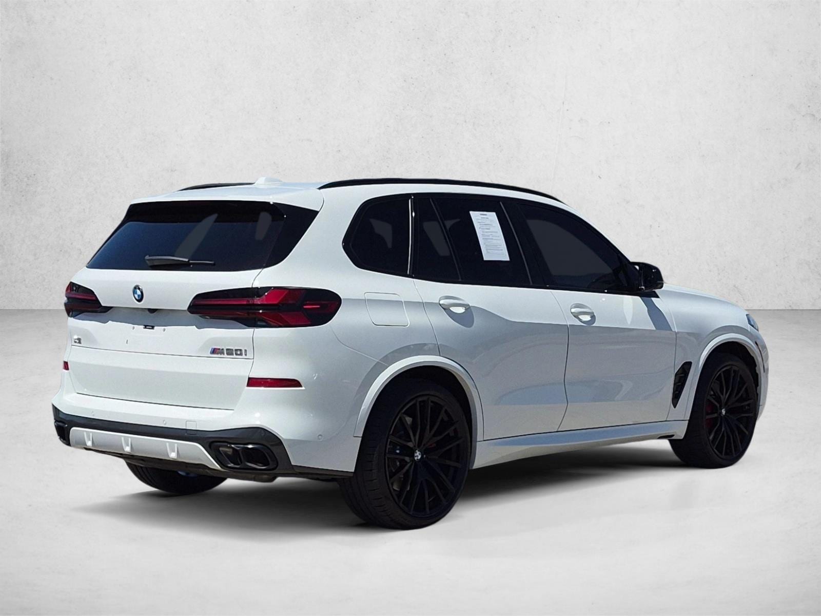 2025 BMW X5 M60i - Photo 5