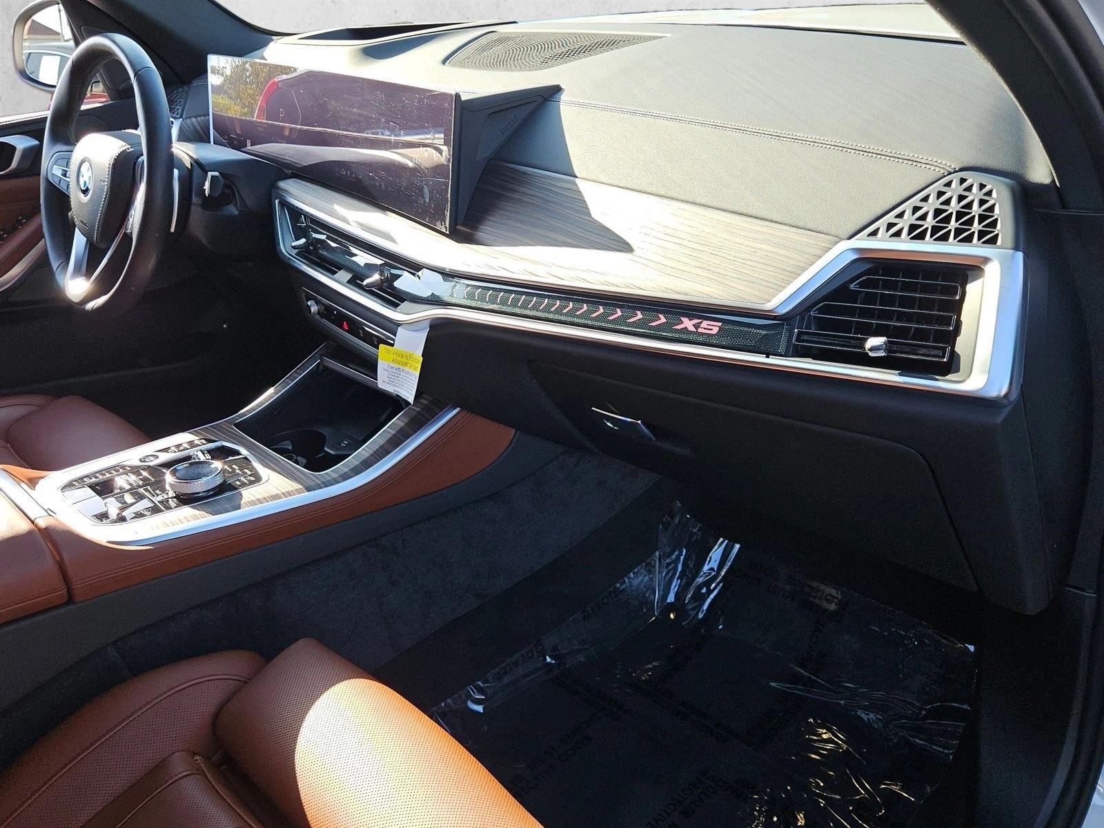 2026 BMW X5 50e - Photo 23