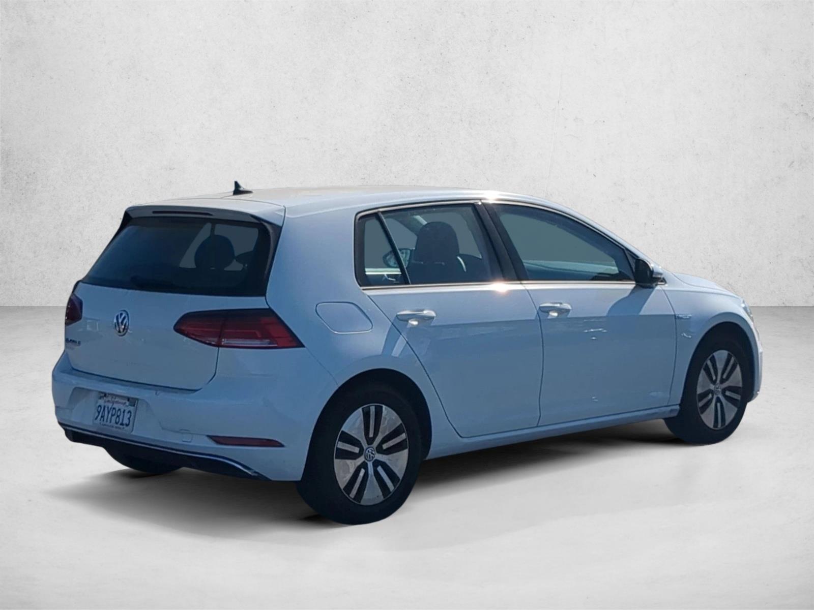 2019 Volkswagen e-Golf e-Golf SE - Photo 5