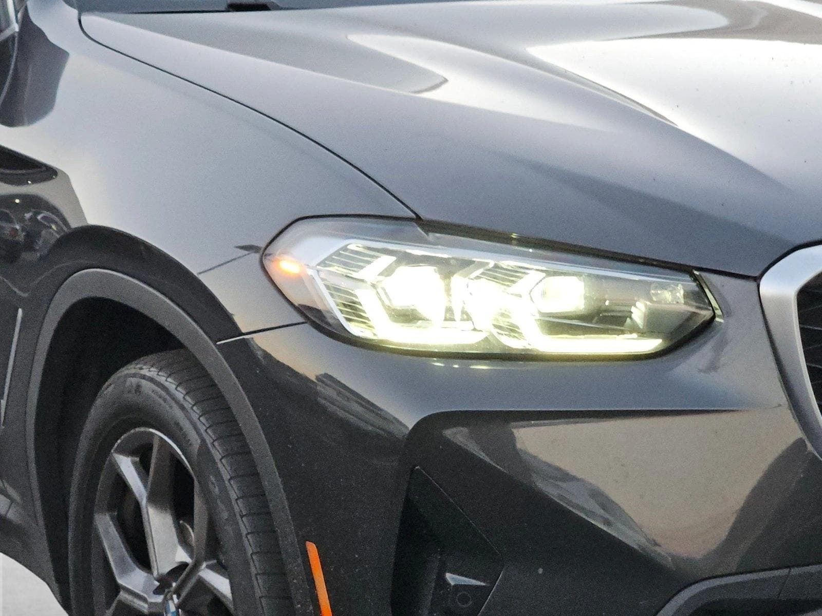 2024 BMW X4 30i - Photo 4