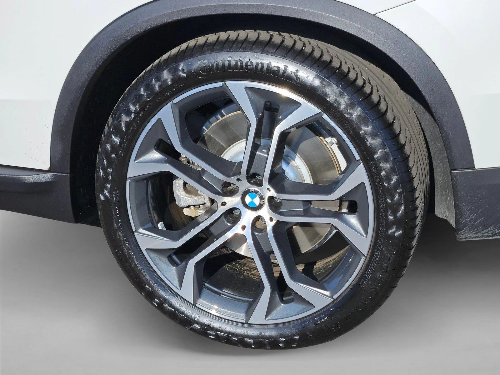 2026 BMW X5 50e - Photo 25