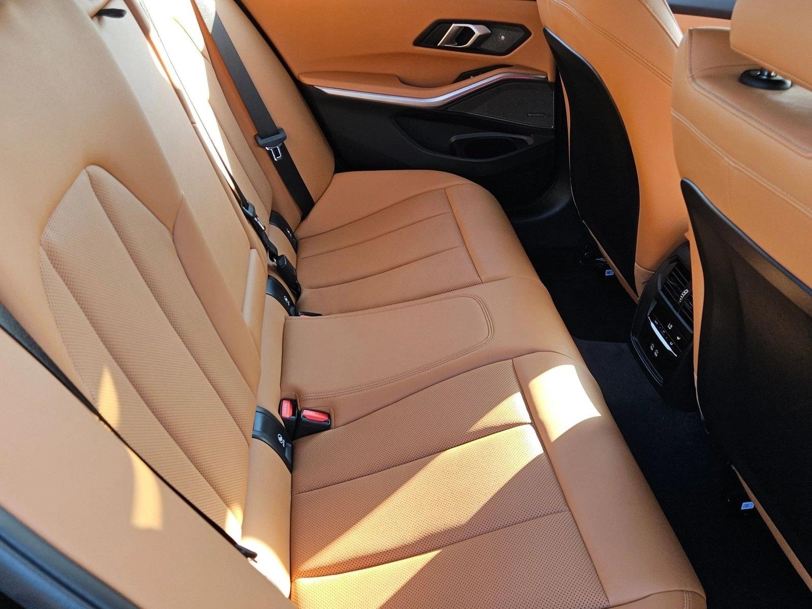 2026 BMW 3 Series 330i - Photo 20