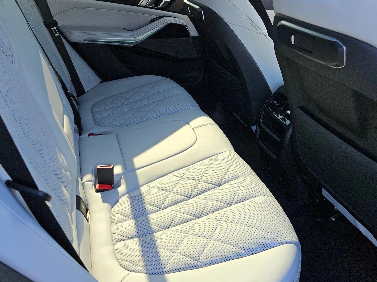 2026 BMW X5 40i - Photo 20