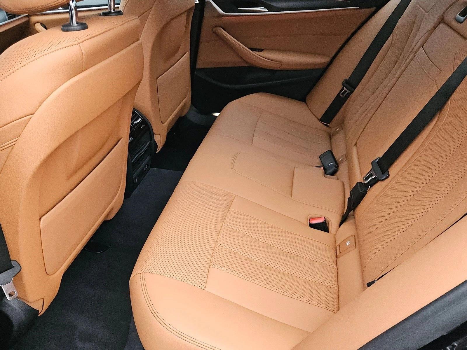 2023 BMW 5 Series 530i - Photo 20