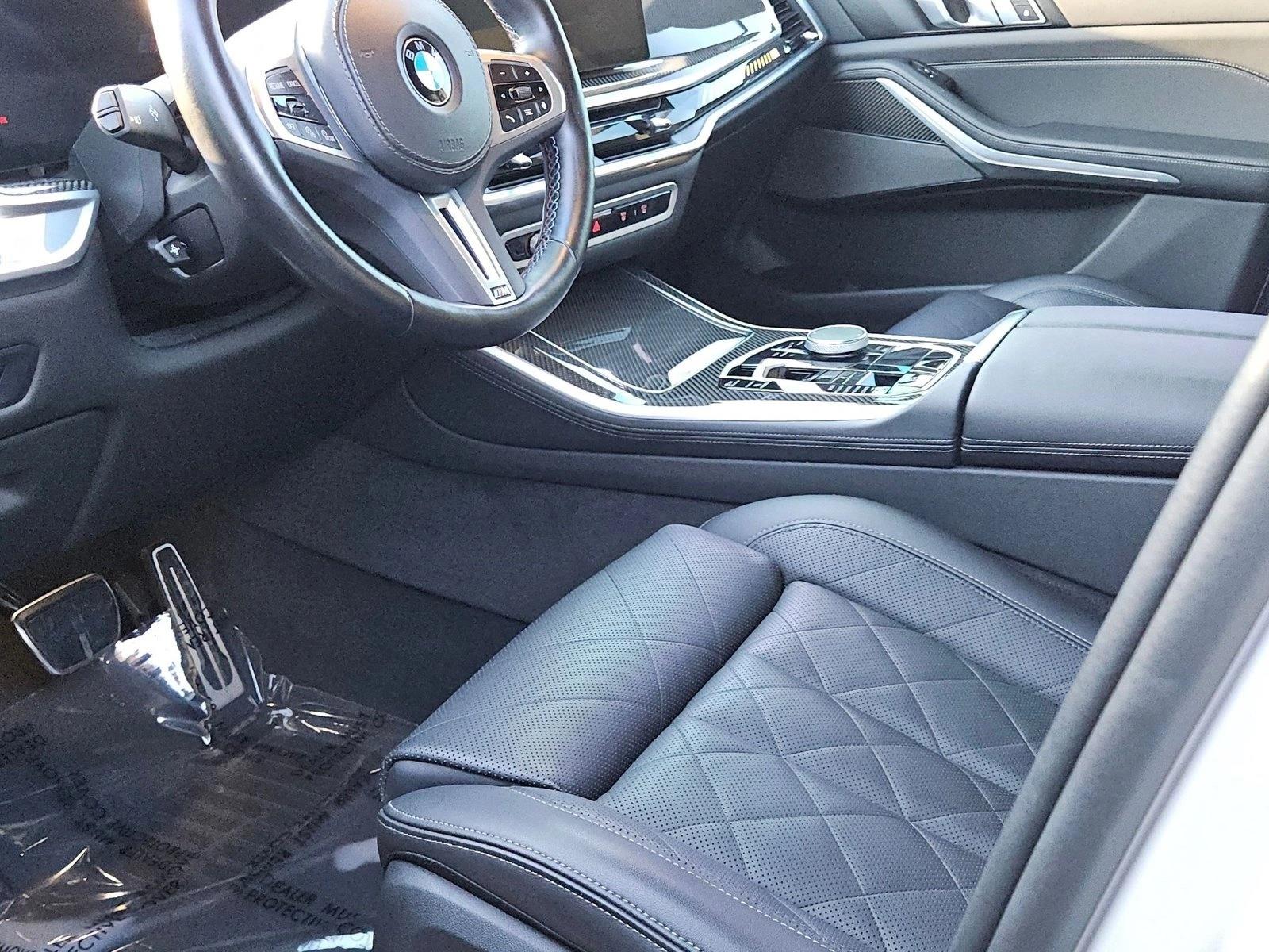 2024 BMW X5 M60i - Photo 17