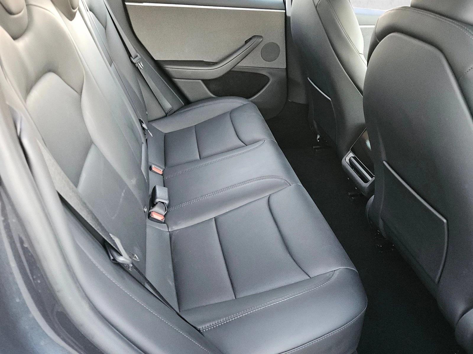 2025 Tesla Model 3 Long Range - Photo 18