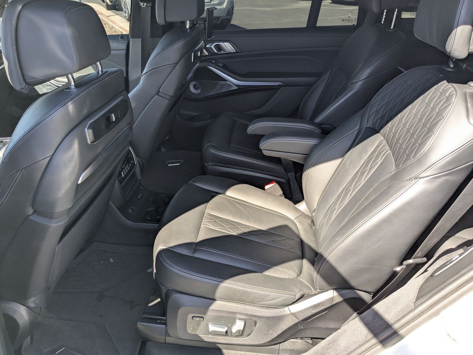 2025 BMW X7 M60i - Photo 14