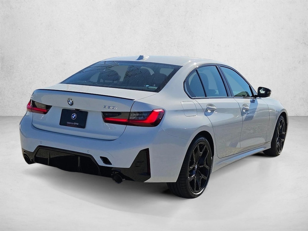 New 2026 BMW 330i Sedan