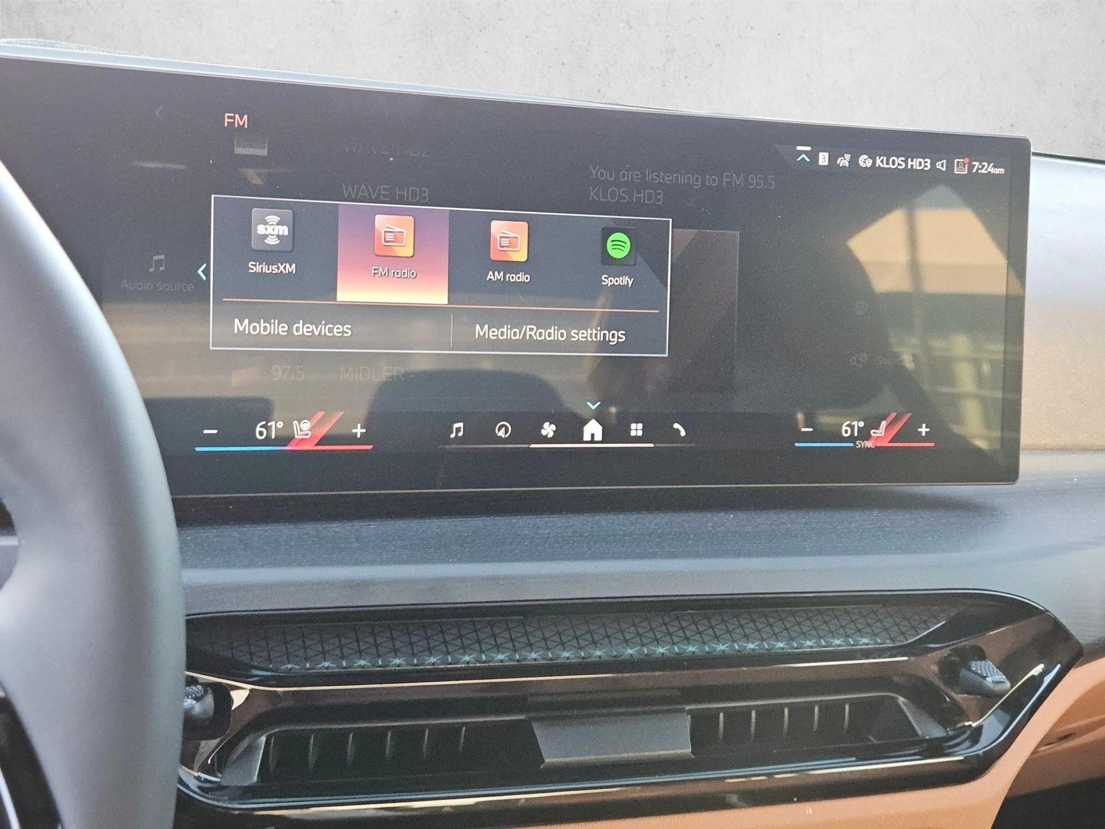 2026 BMW 3 Series 330i - Photo 14