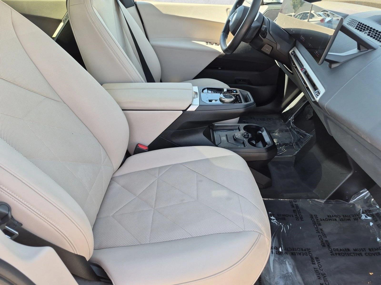 2024 BMW iX Base - Photo 23