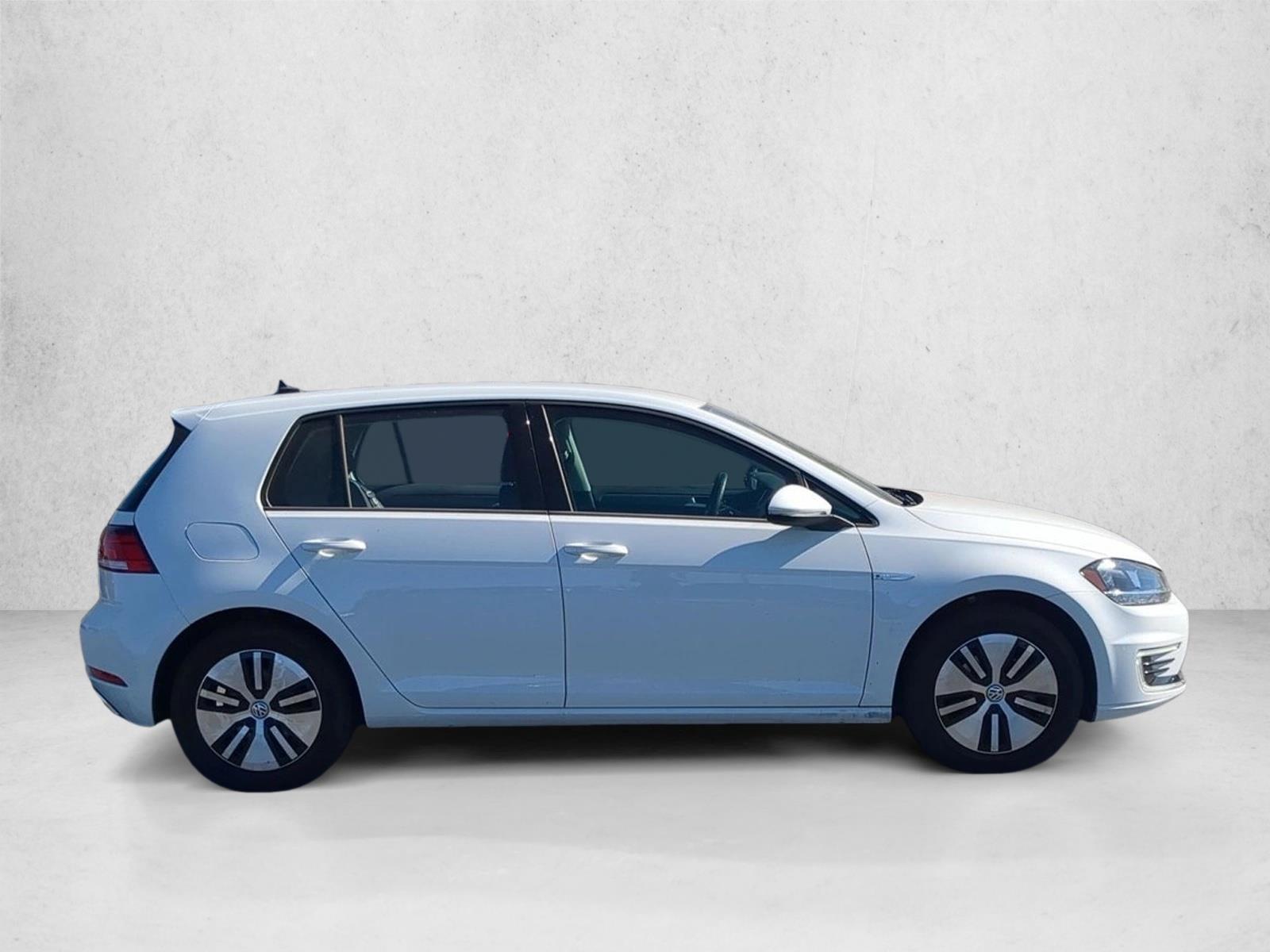 2019 Volkswagen e-Golf e-Golf SE - Photo 4