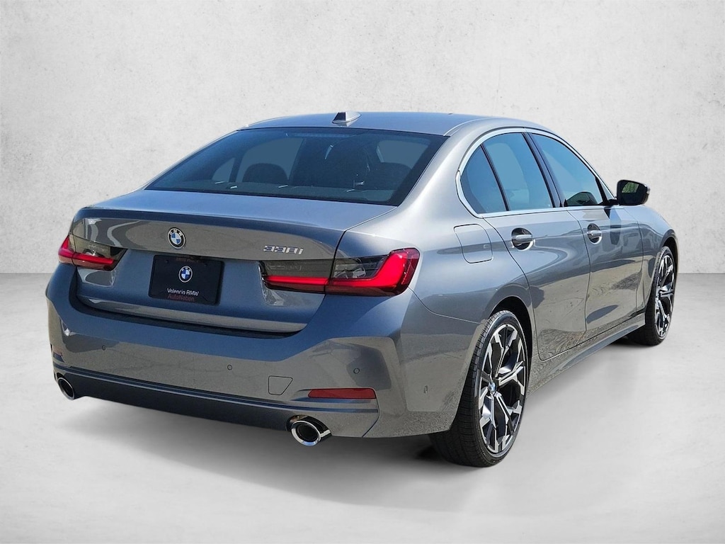 New 2026 BMW 330i Sedan
