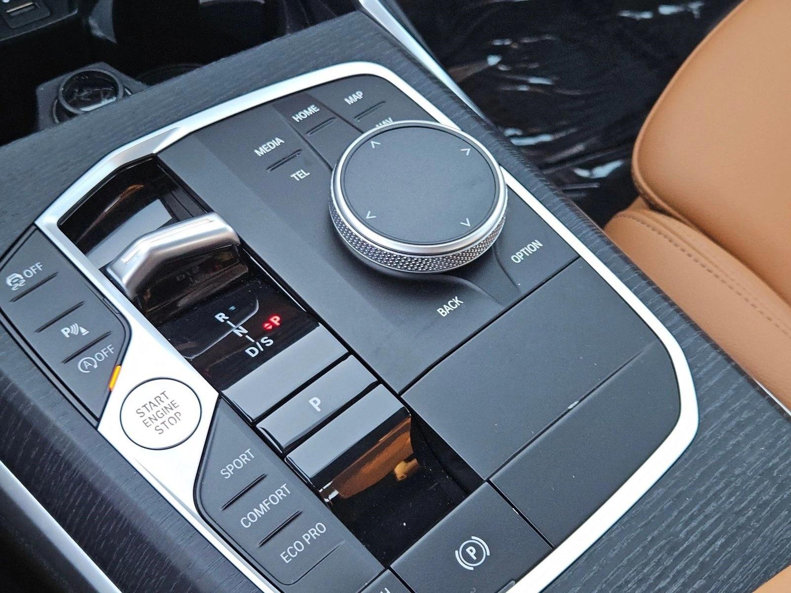 2026 BMW 3 Series 330i - Photo 11