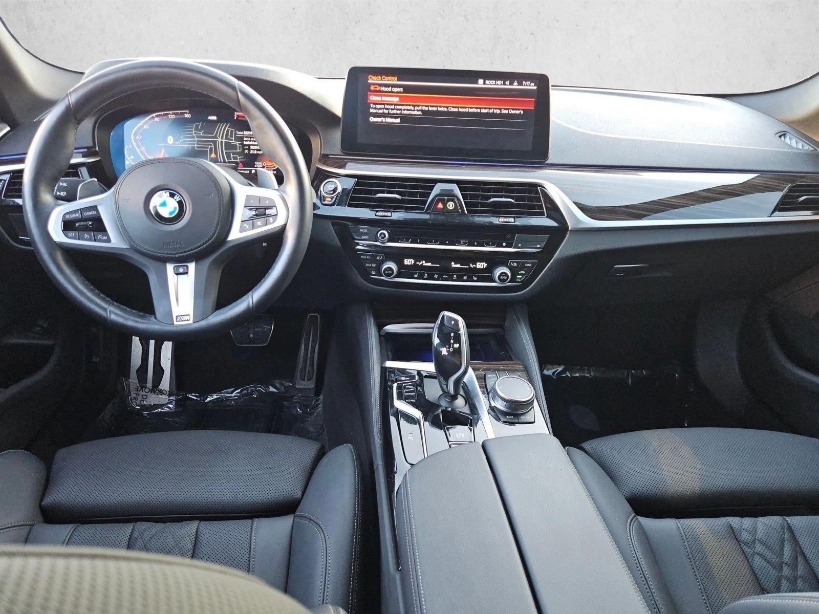 2023 BMW 5 Series 530i - Photo 19
