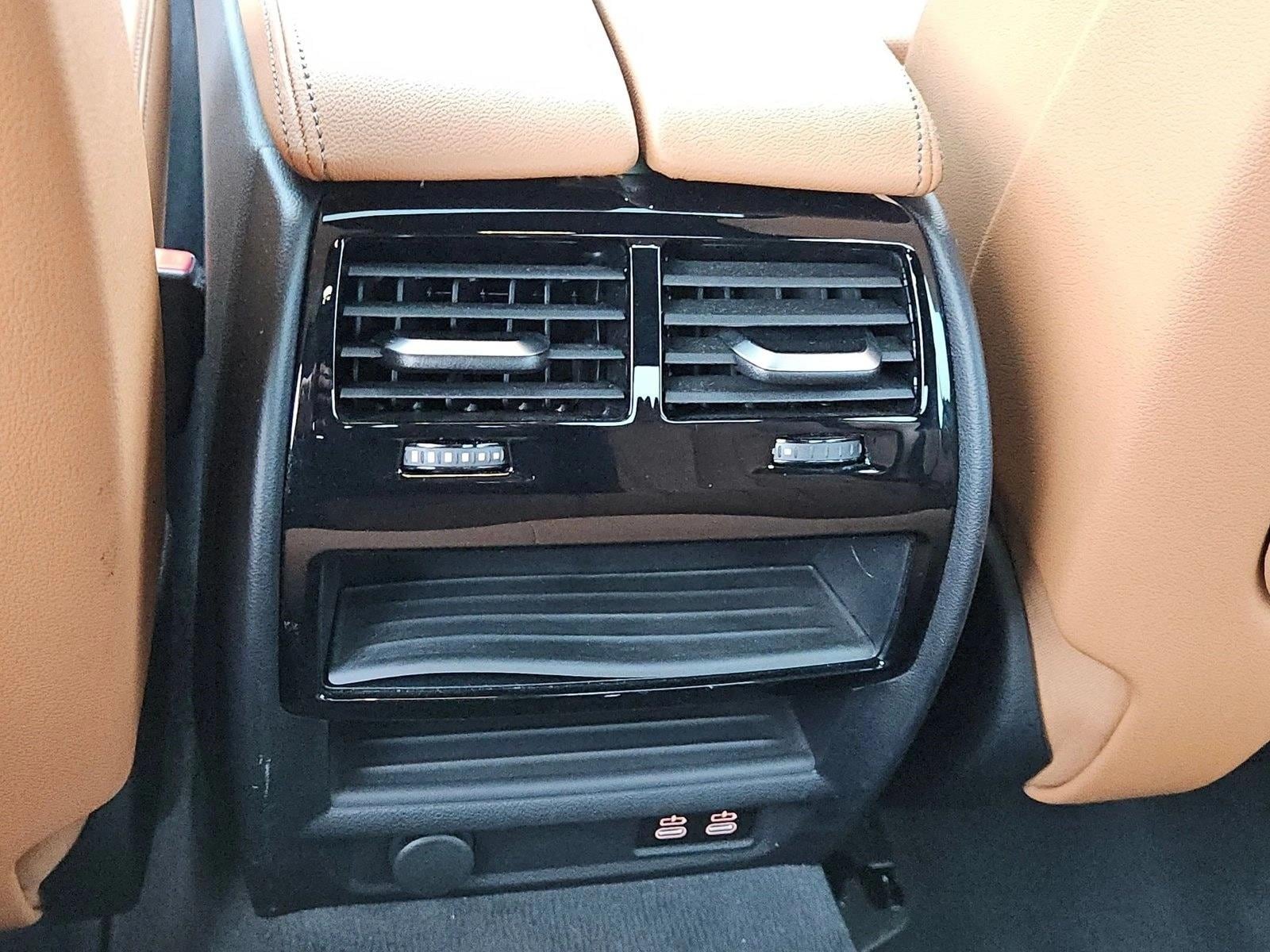 2023 BMW 5 Series 530i - Photo 18