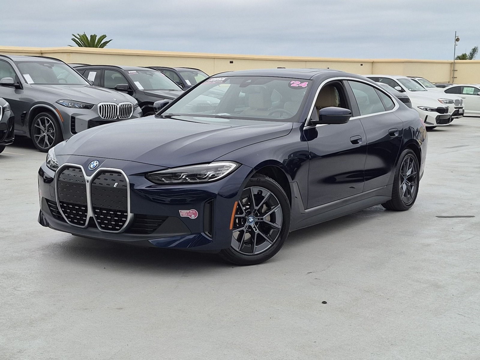  BMW i4