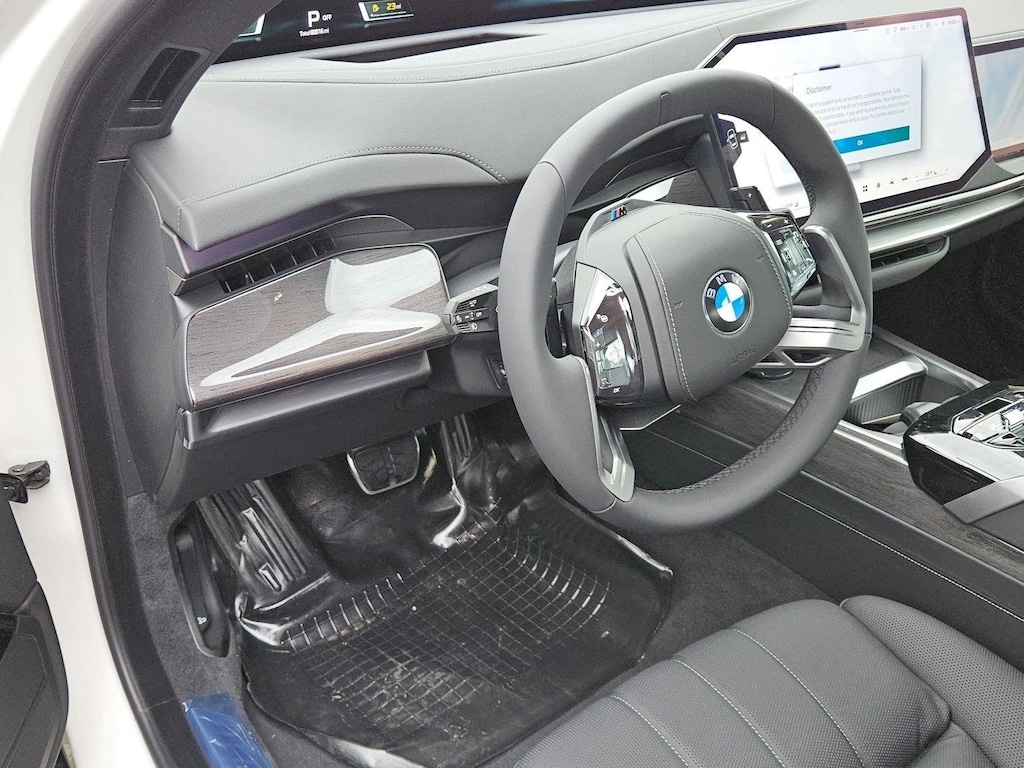 New 2027 BMW 740i xDrive Sedan