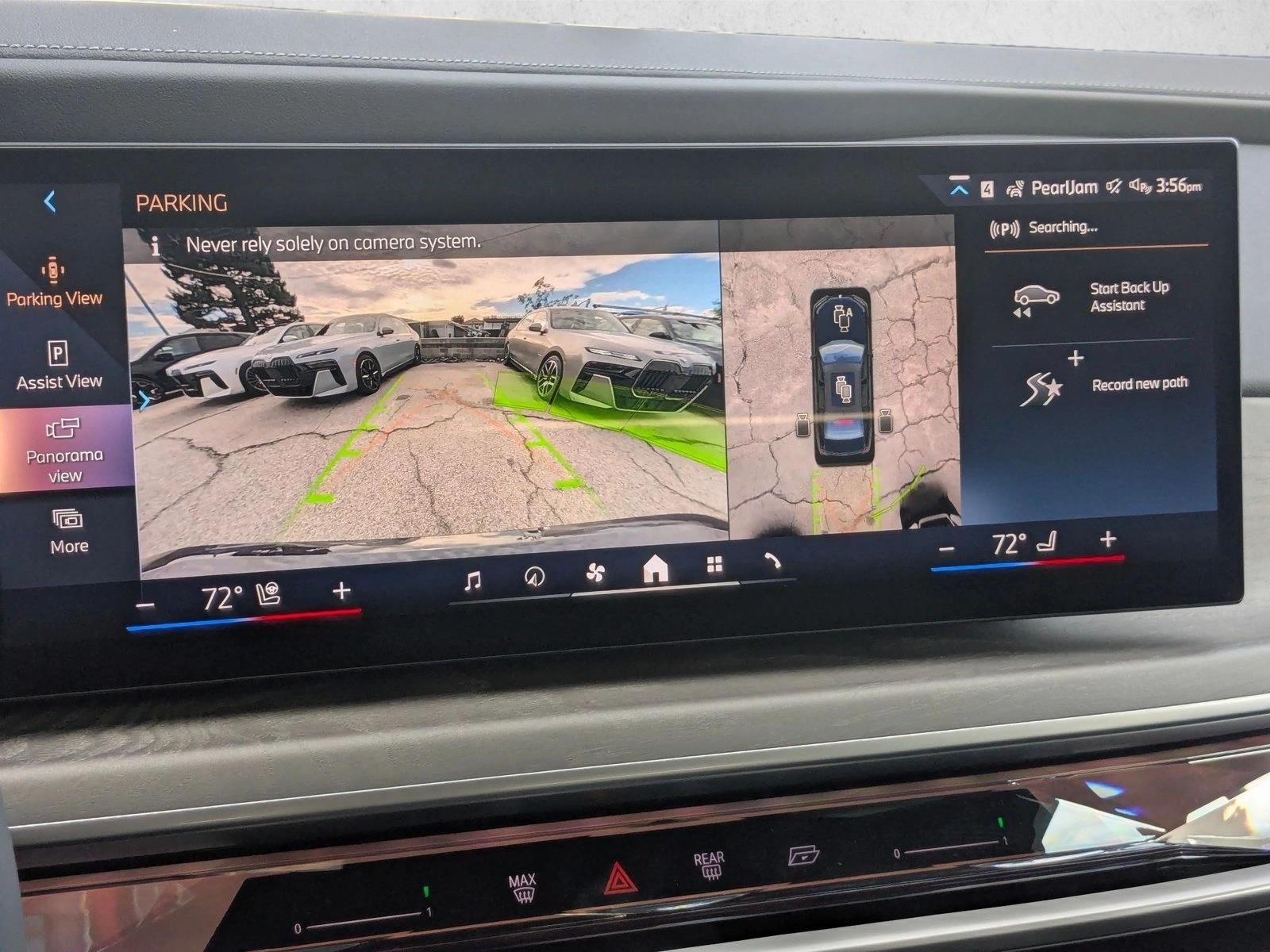 2026 BMW 7 Series 750e - Photo 13