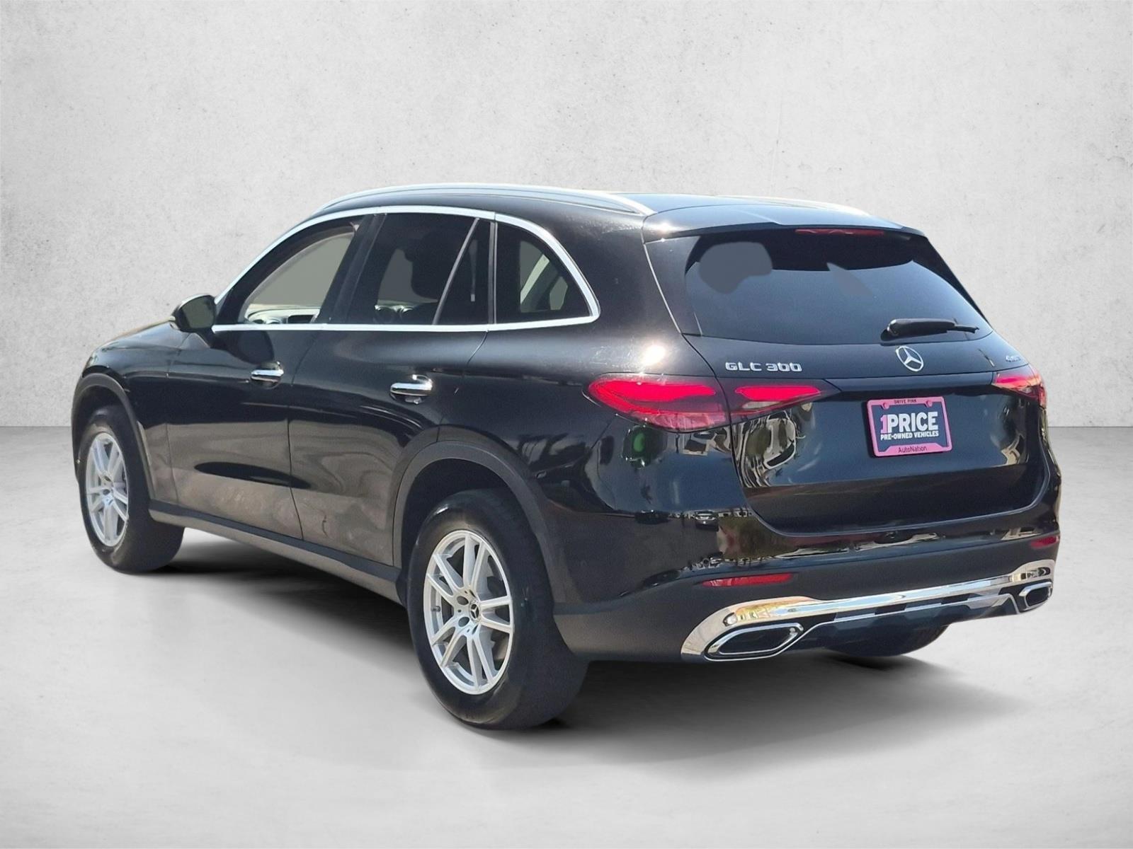 2023 Mercedes-Benz GLC GLC 300 - Photo 8