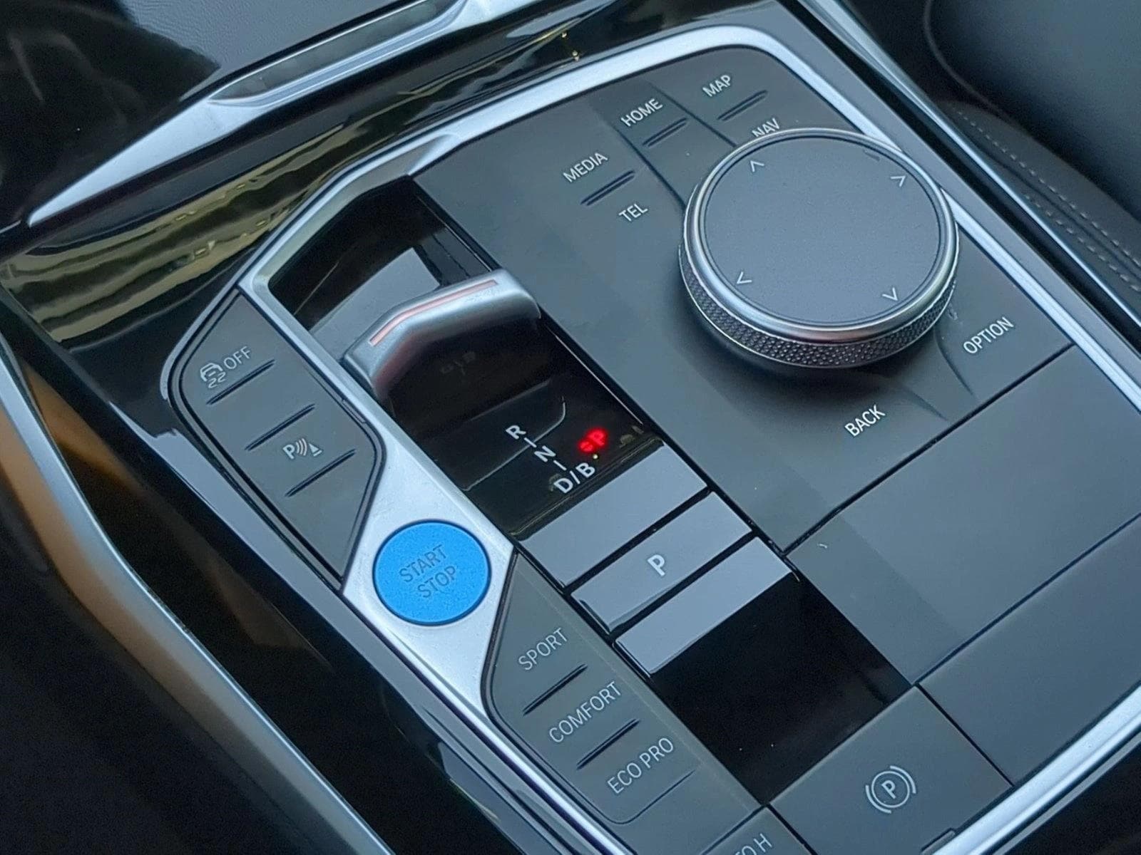 2024 BMW i4 40 - Photo 12