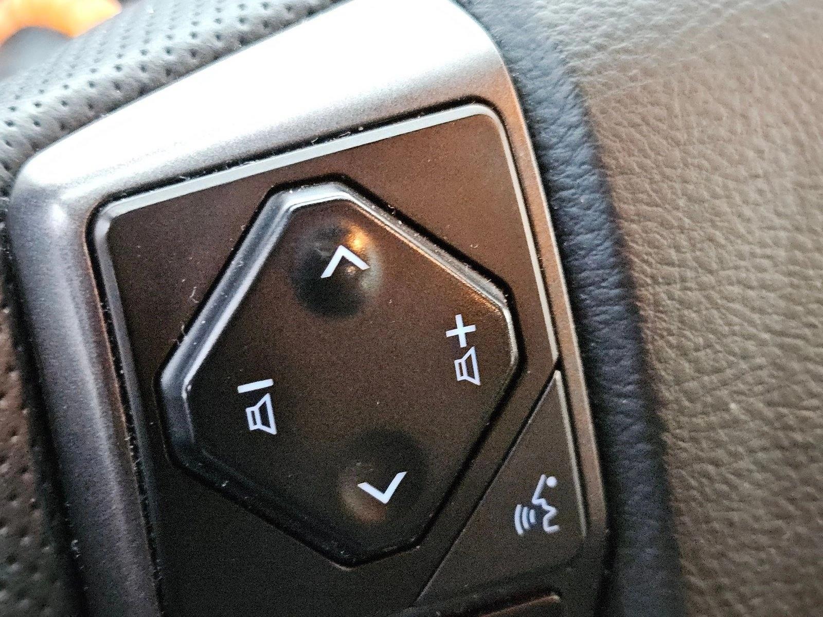 2022 Toyota Tacoma TRD Sport - Photo 8