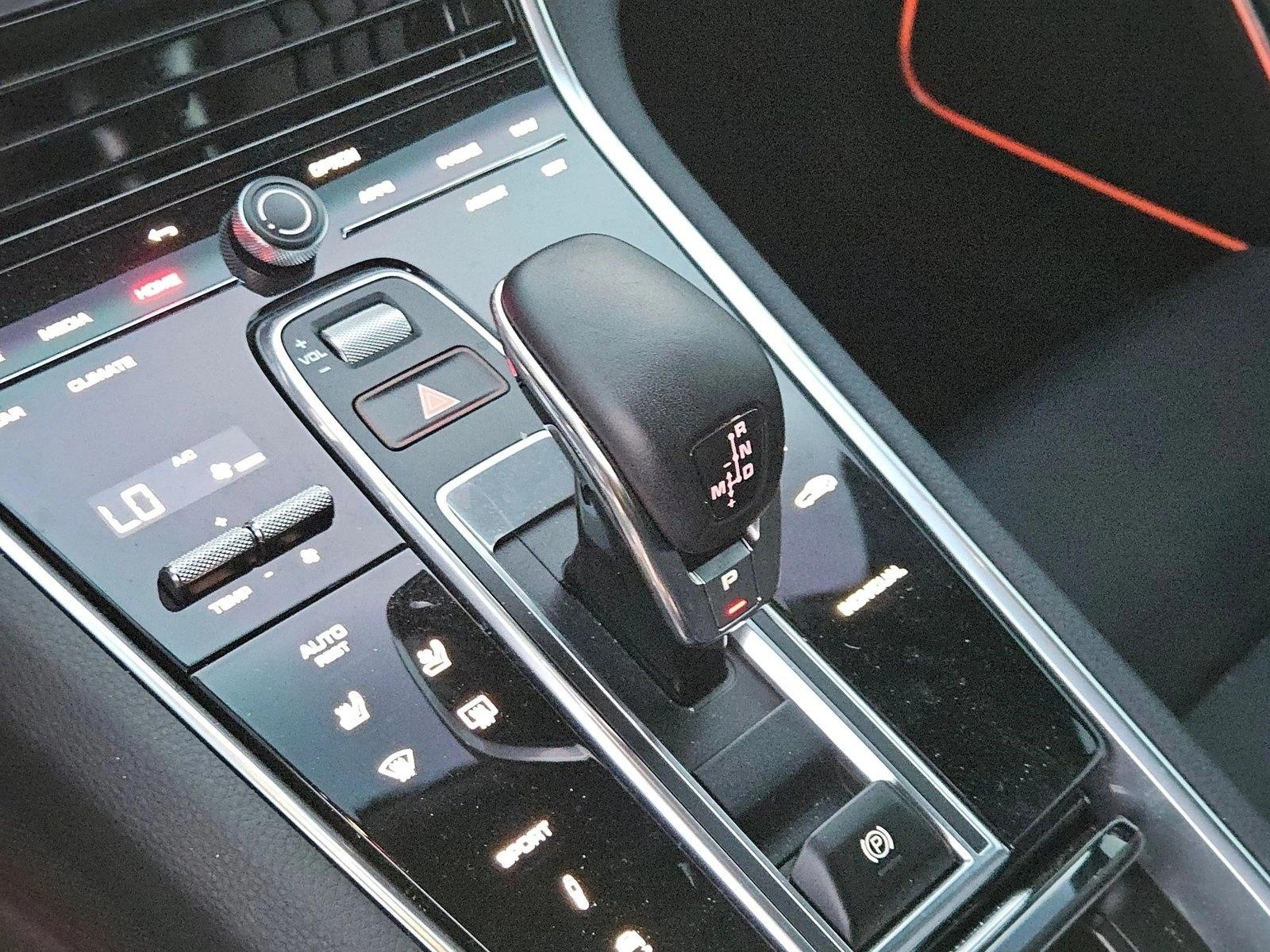 2023 Porsche Panamera Platinum Edition - Photo 13