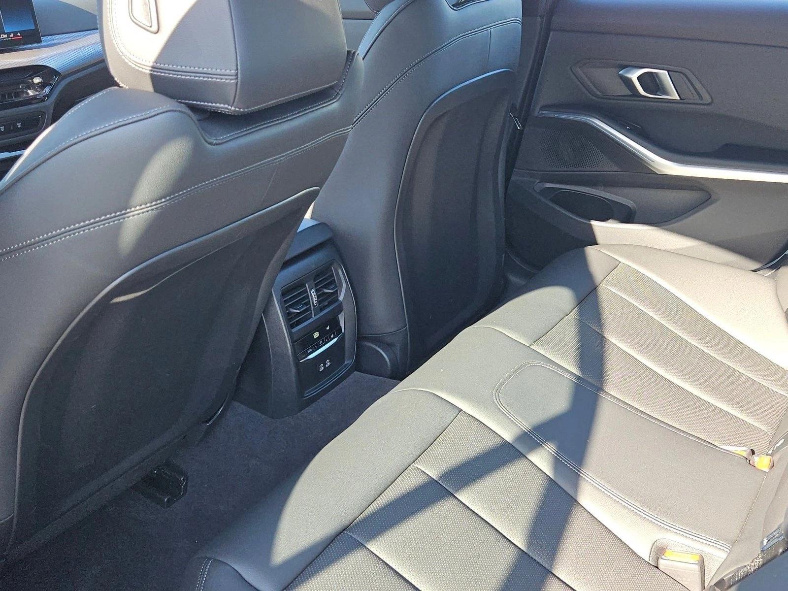 2026 BMW 3 Series 330i - Photo 20