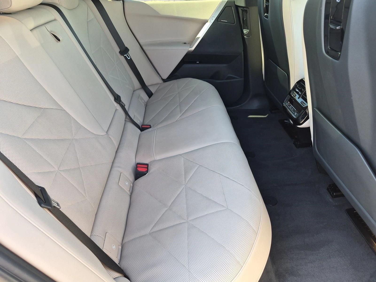 2024 BMW iX Base - Photo 22