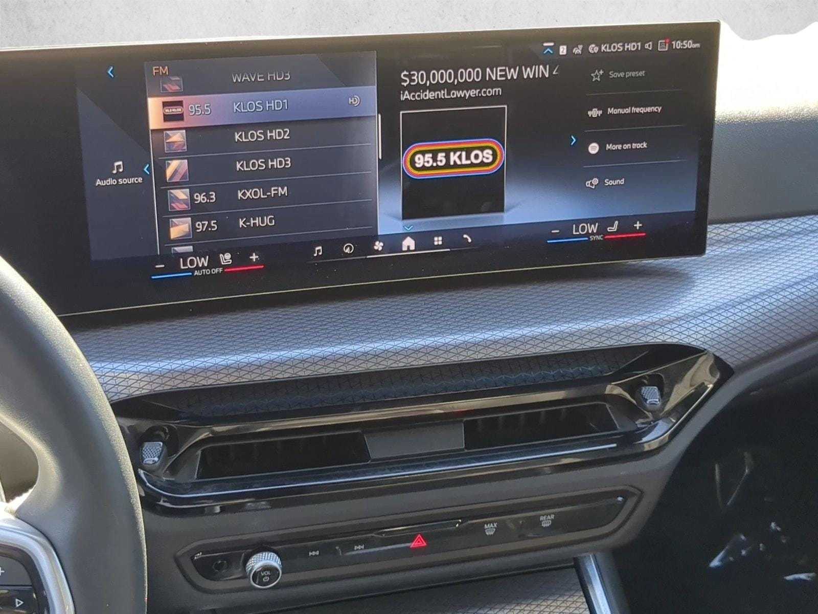 2026 BMW 3 Series 330i - Photo 15