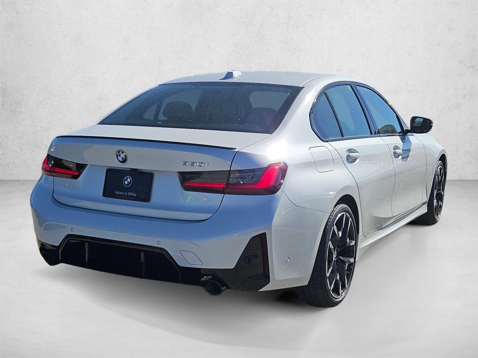 New 2026 BMW 330i Sedan