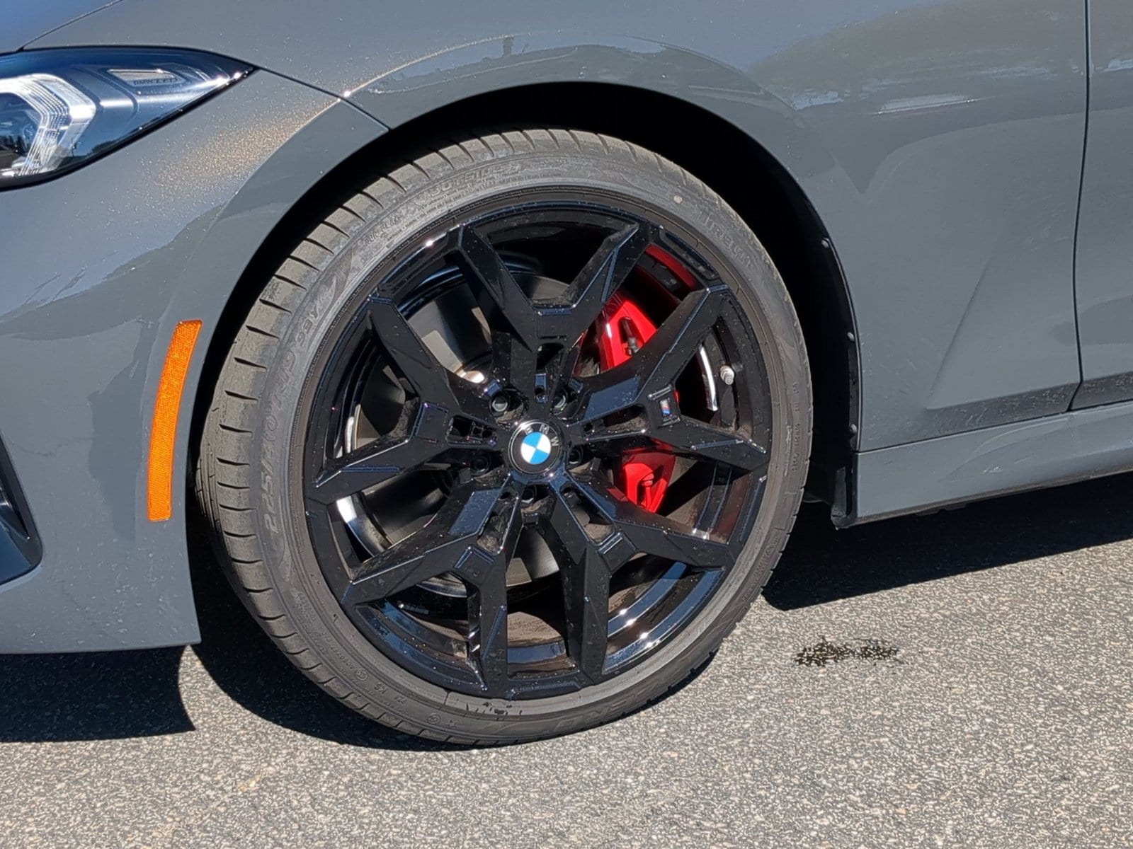 2026 BMW 3 Series 330i - Photo 24