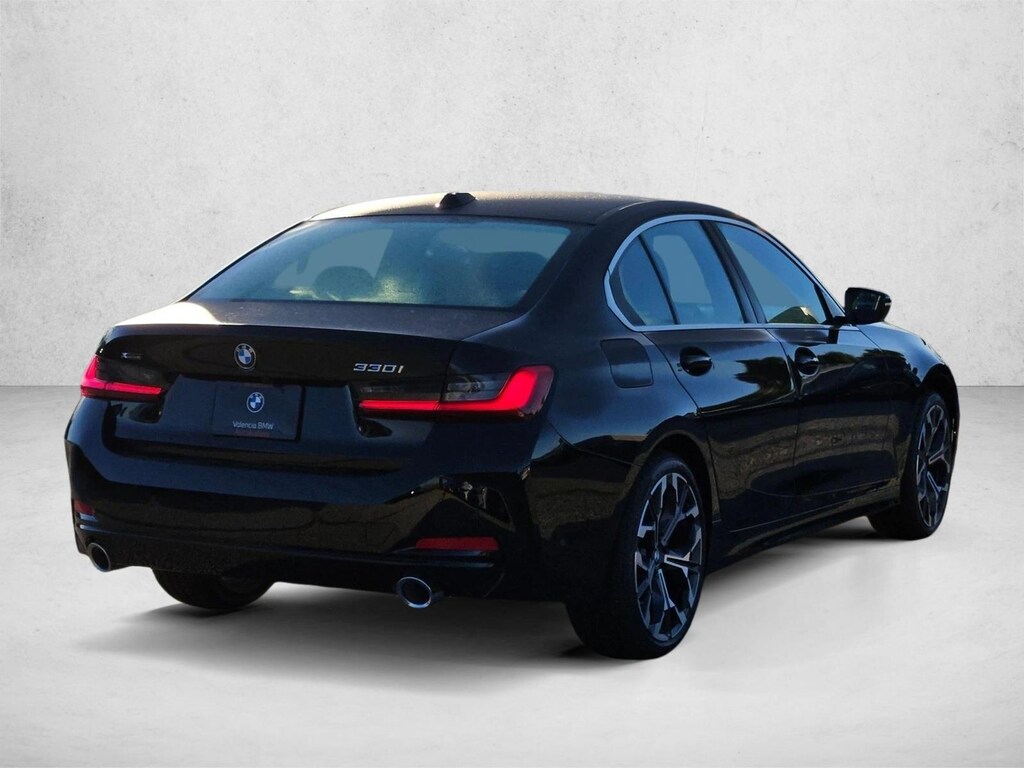New 2026 BMW 330i xDrive Sedan