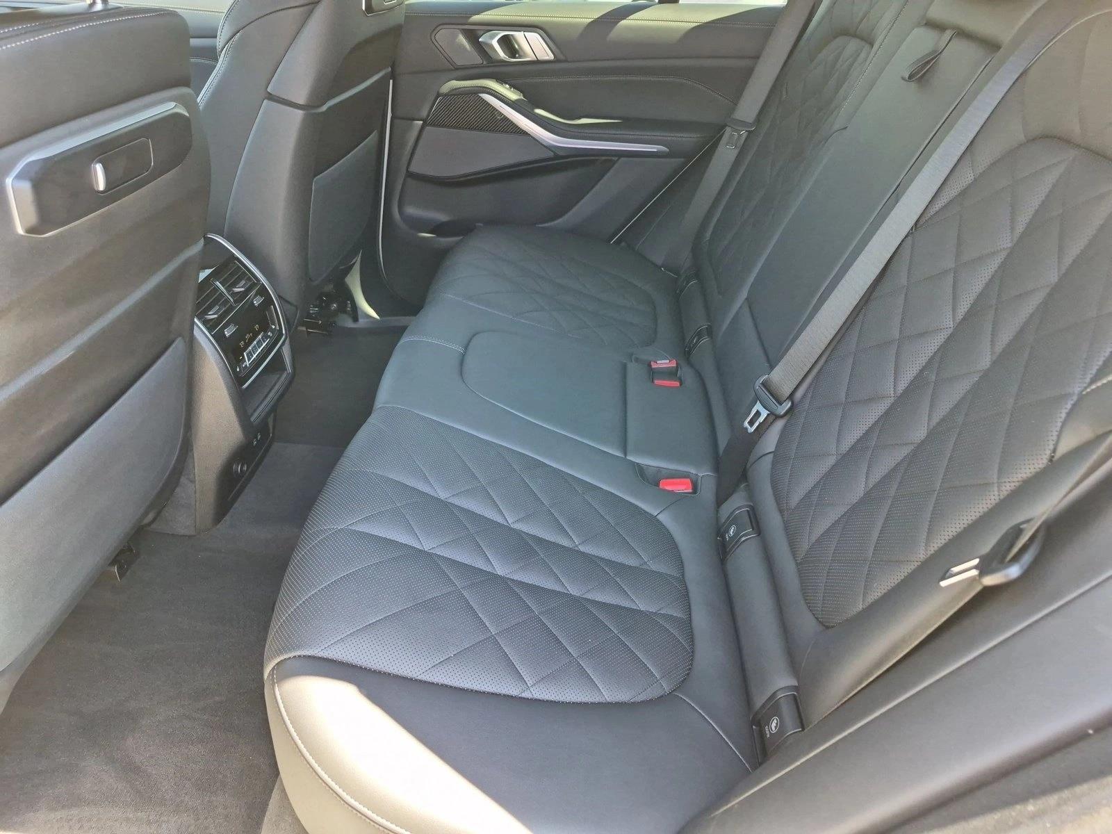 2025 BMW X5 M60i - Photo 20
