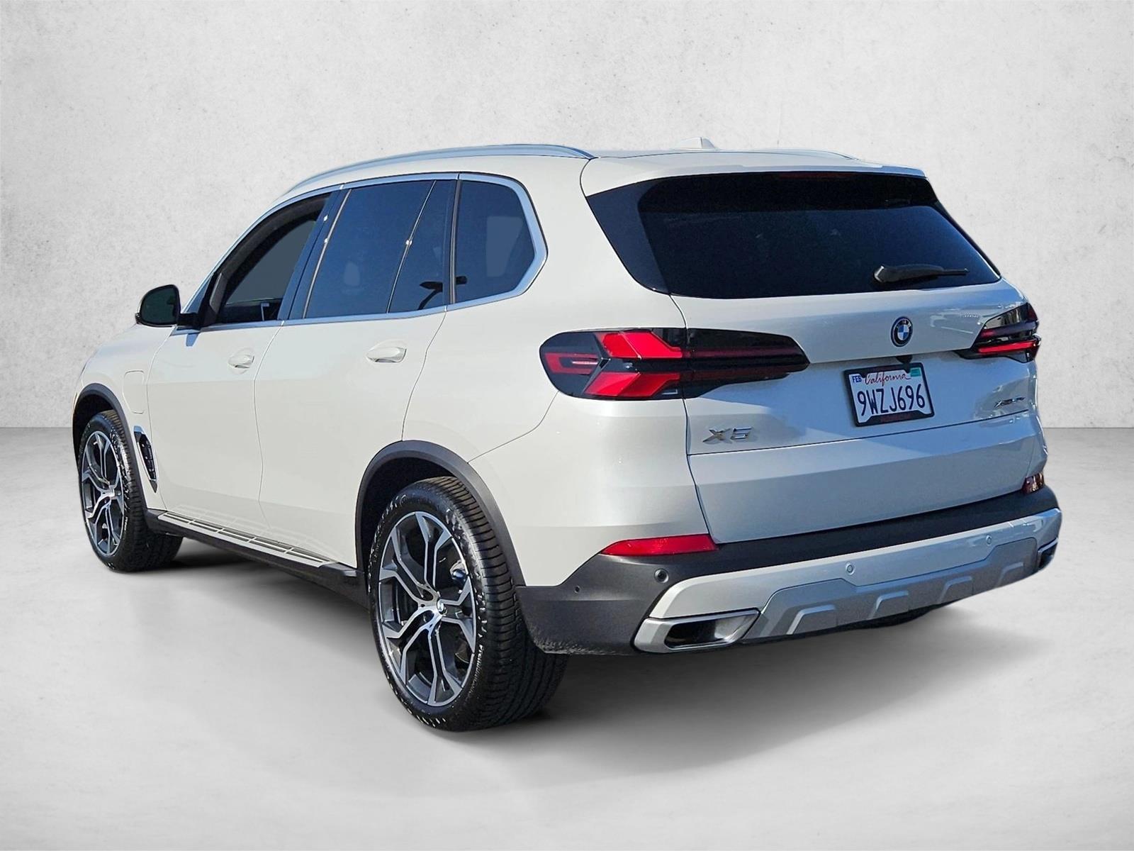 2026 BMW X5 50e - Photo 8