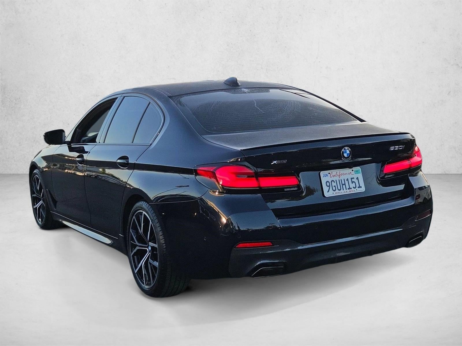 2023 BMW 5 Series 530i - Photo 8