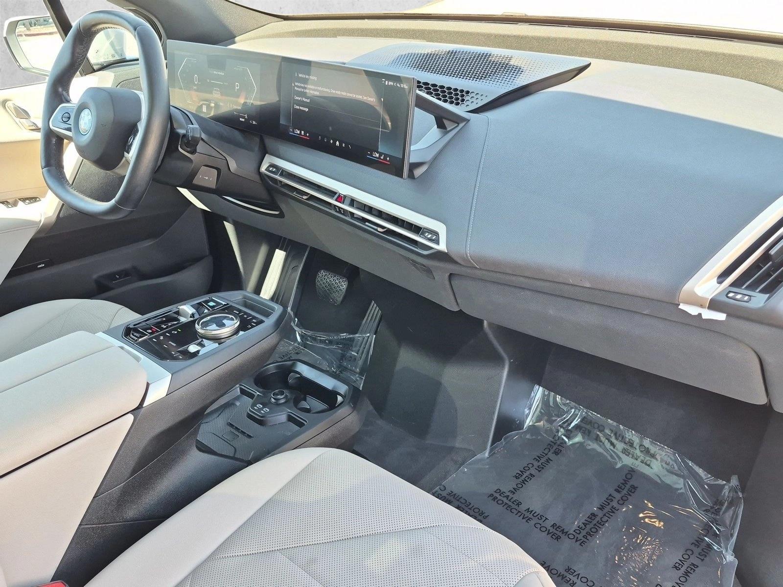 2024 BMW iX Base - Photo 24