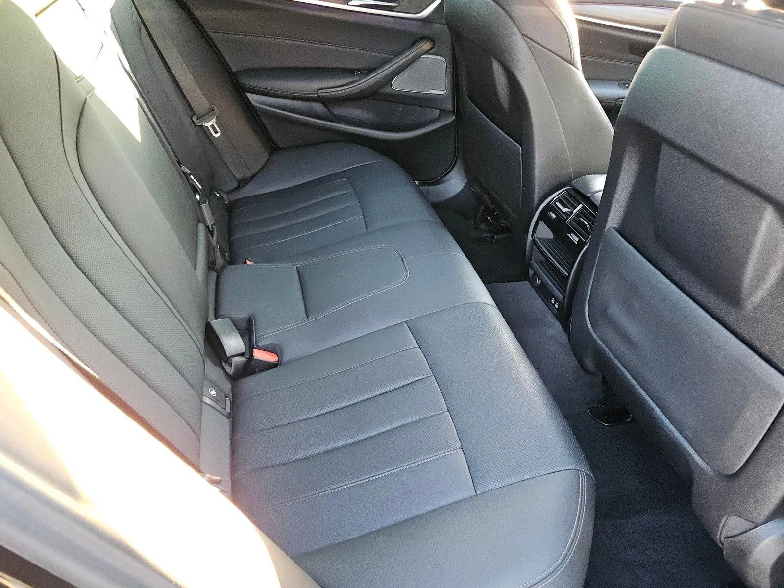 2023 BMW 5 Series 530i - Photo 21