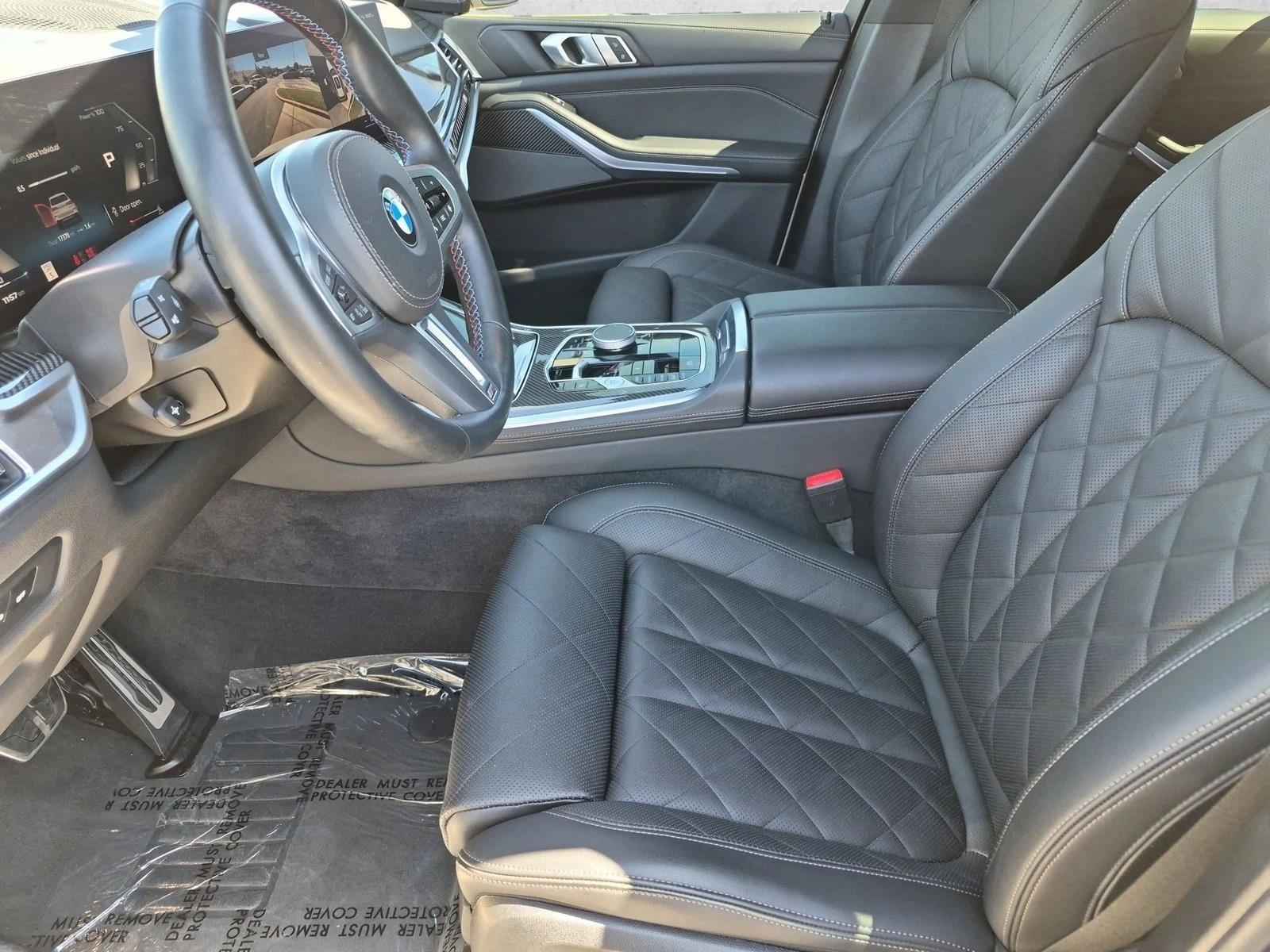 2025 BMW X5 M60i - Photo 16