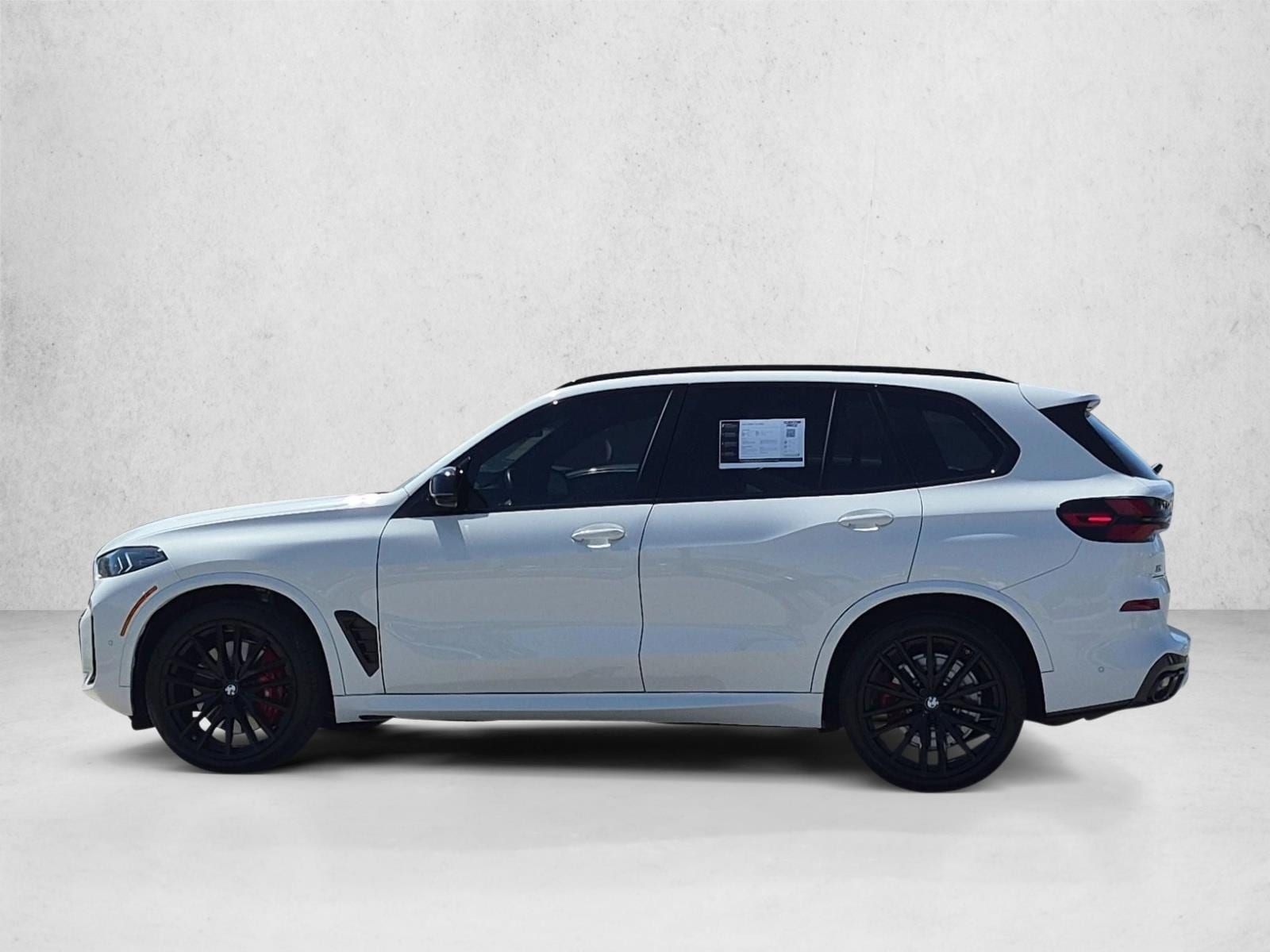 2025 BMW X5 M60i - Photo 8