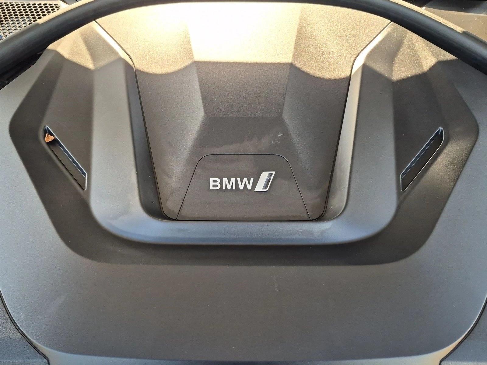 2023 BMW i4 35 - Photo 24