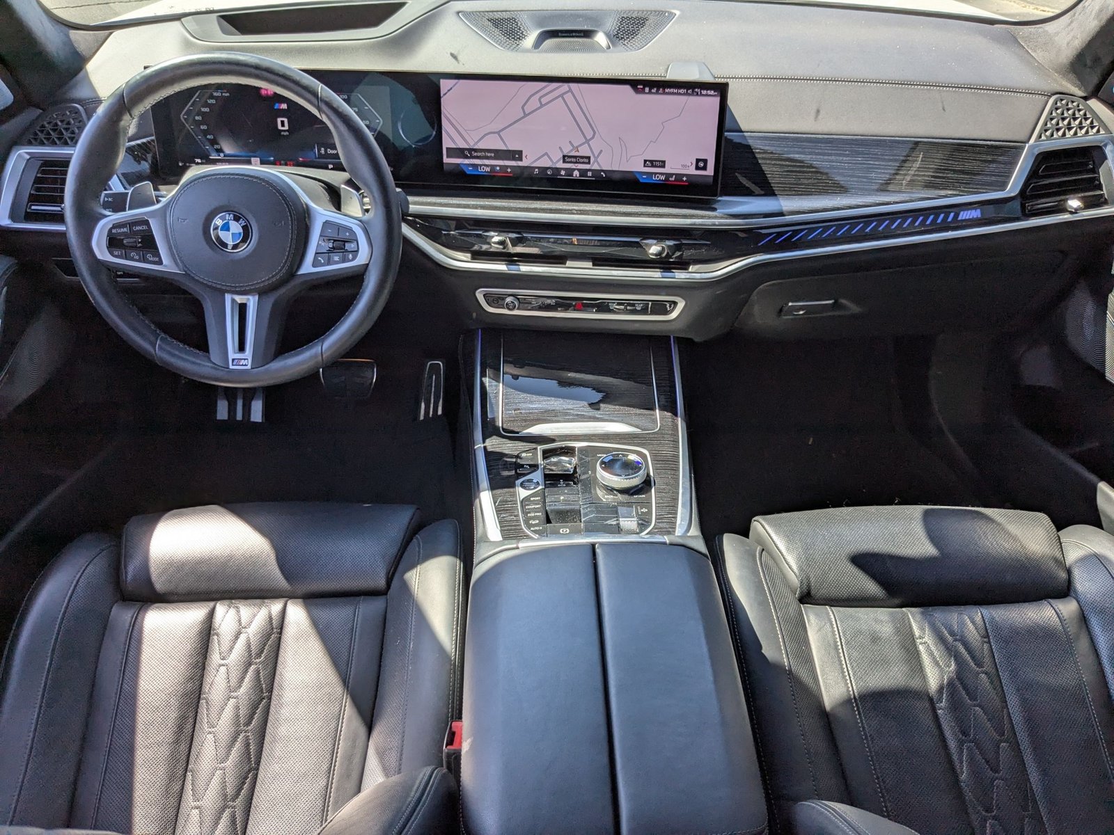 2025 BMW X7 M60i - Photo 13