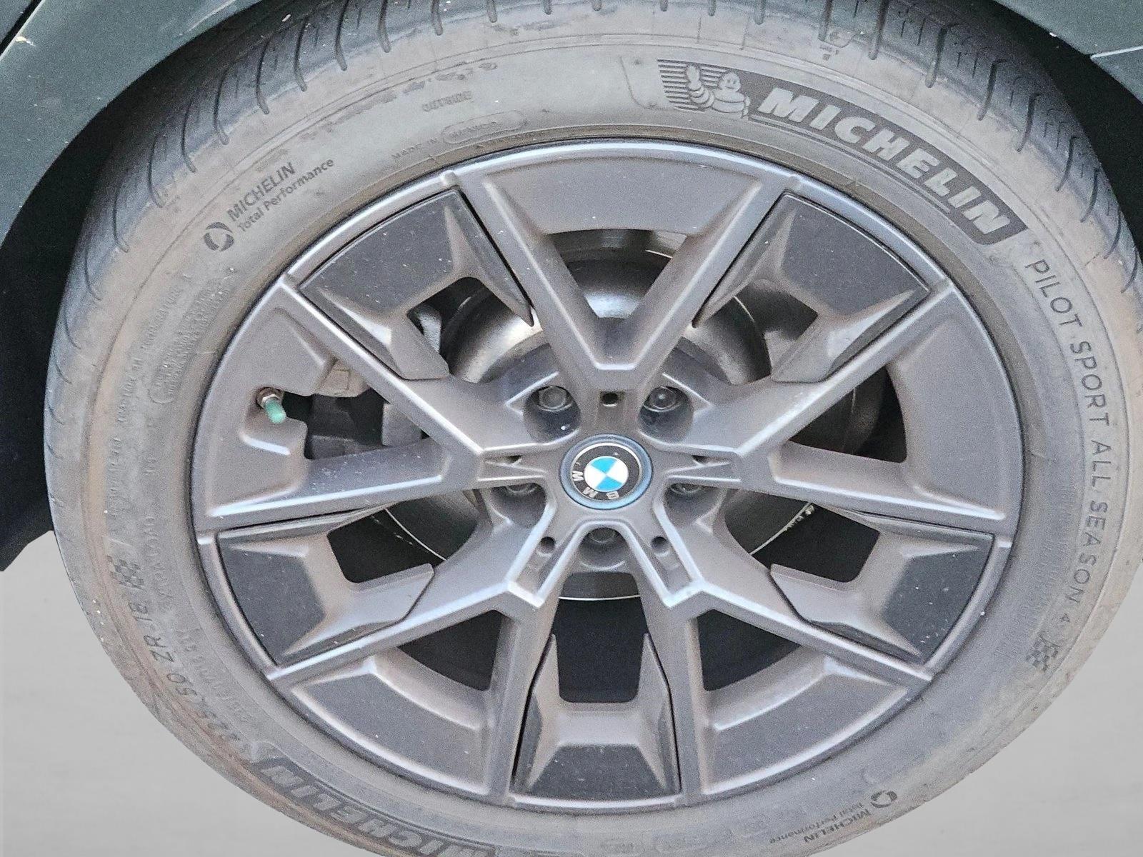 2024 BMW i4 35 - Photo 5