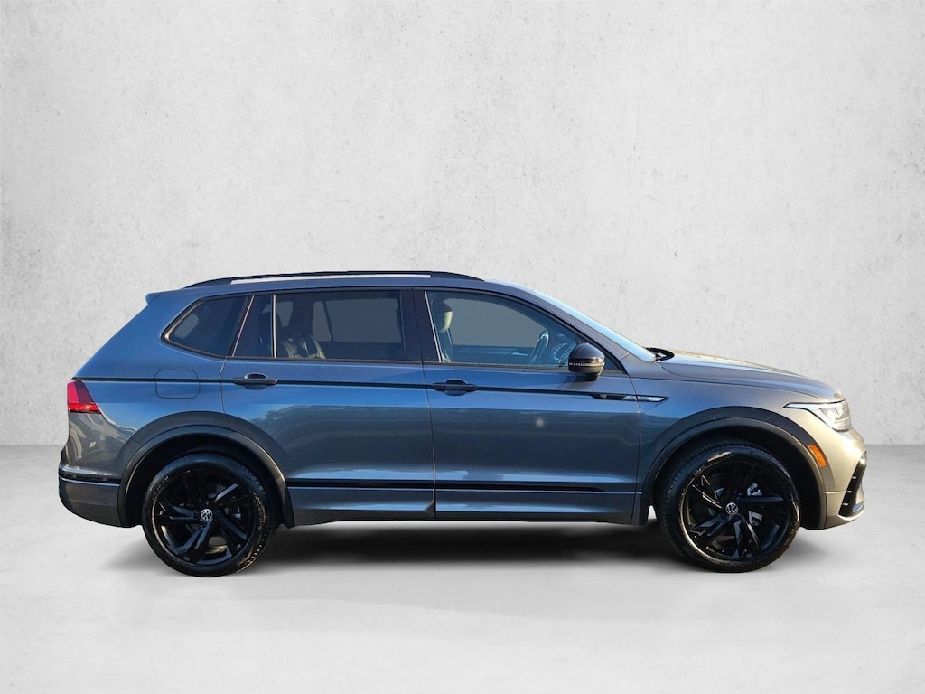 Used 2023 Volkswagen Tiguan 2.0T SE R-Line Black Sport Utility